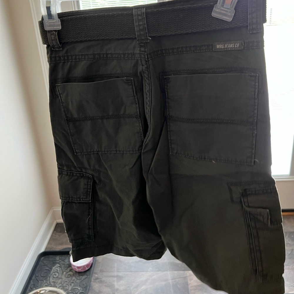 Wrangle cargo shorts
